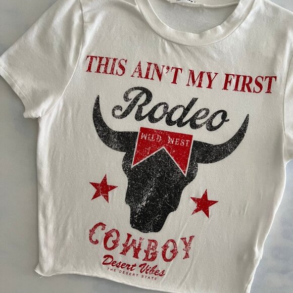 January 7 Rodeo Cowboy Western Cropped Baby Tee - Picture 3 of 5